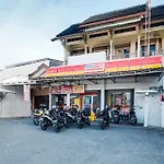 Spot On 92068 Pudja Kesuma Homestay Syariah Yogyakarta