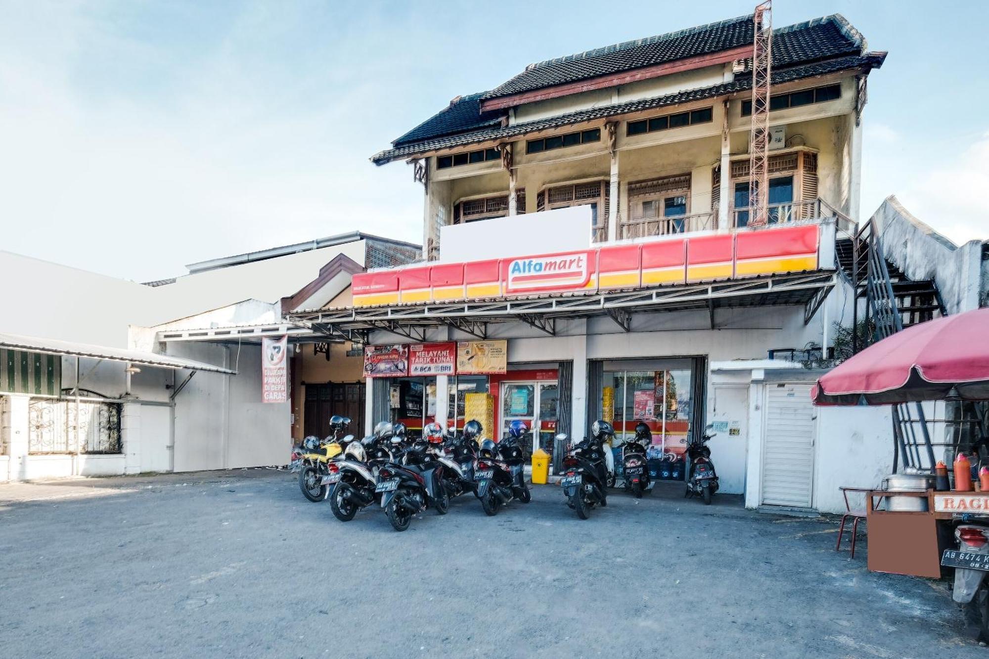 Spot On 92068 Pudja Kesuma Syariah 2* Yogyakarta
